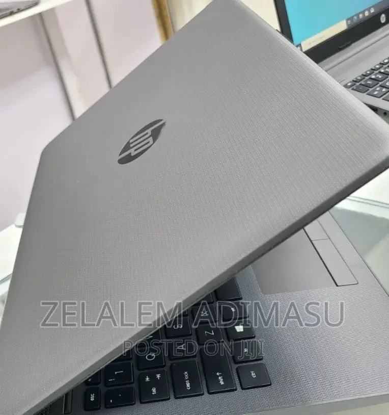 New Laptop HP Stream Notebook 8GB Intel Core I3 HDD 500GB