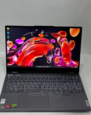 Photo - New Laptop Lenovo Legion 7 16GB AMD Ryzen 7 SSD 512GB