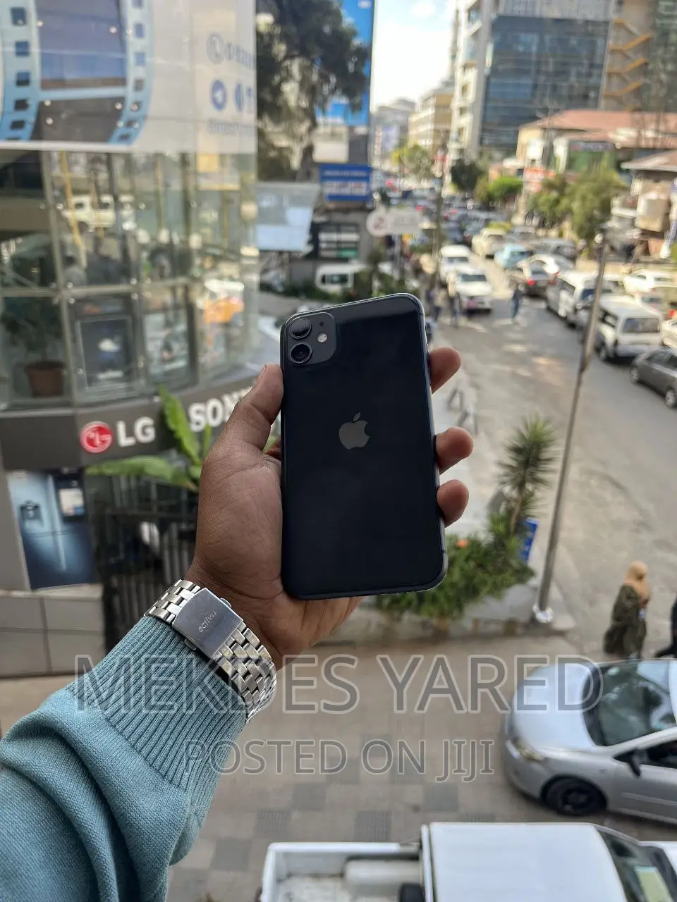 New Apple iPhone 11 64 GB Black
