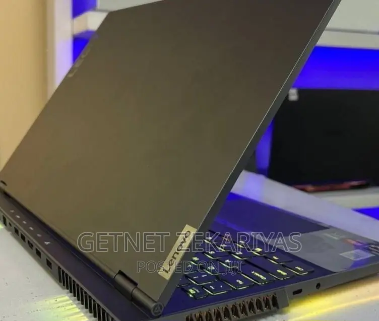 New Laptop Lenovo Legion 7 32GB AMD Ryzen 9 SSD 1T