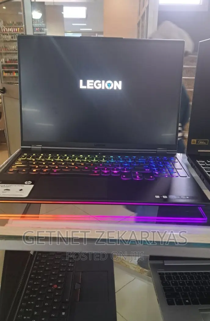 New Laptop Lenovo Legion 7 32GB AMD Ryzen 9 SSD 1T