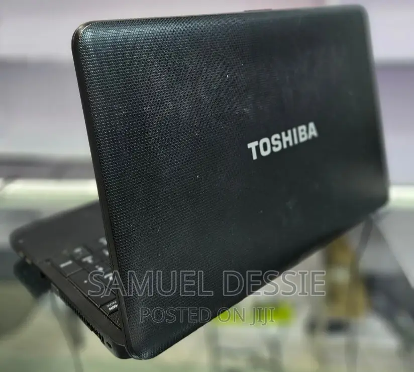 Laptop Toshiba Satellite C55 4GB AMD HDD 500GB
