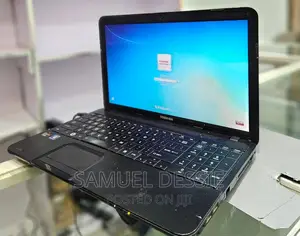 Laptop Toshiba Satellite C55 4GB AMD HDD 500GB