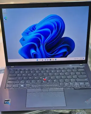 New Laptop Lenovo Thinkpad X13 Yoga 12GB Intel Core I7 SSD 512GB
