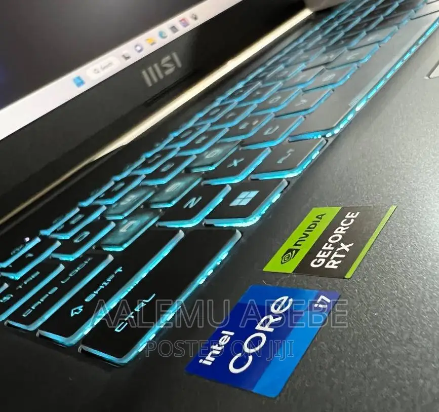 New Laptop MSI GP75 Leopard 16GB Intel Core I7 SSD 512GB