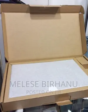 New Laptop Samsung 16GB Intel Core I7 SSD 1T