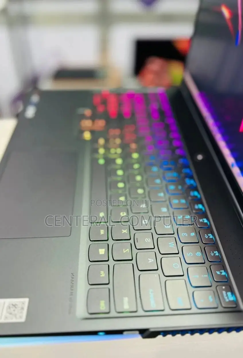 New Laptop Lenovo Legion 7 16GB Nvidia SSD 1T