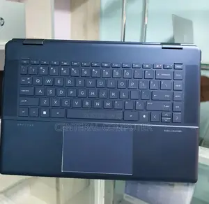 New Laptop HP Spectra 13 16GB Intel Core I7 SSD 1T