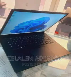 New Laptop Microsoft Surface 16GB Intel Core I7 SSD 512GB