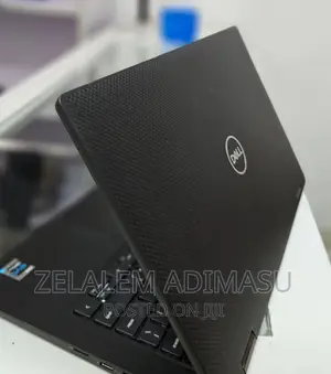 Photo - New Laptop Dell Latitude 5310 16GB Intel Core I7 SSD 256GB