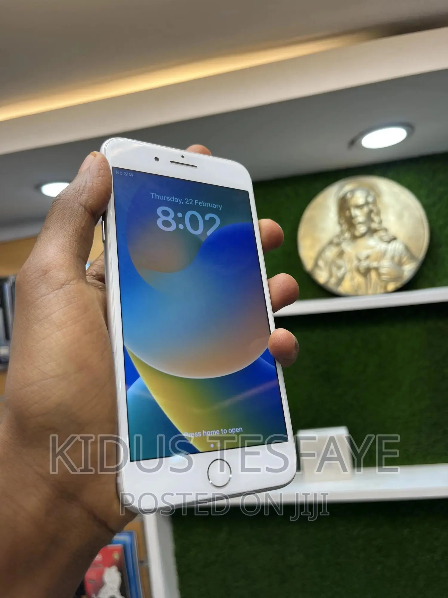 Apple iPhone 8 Plus 64 GB White