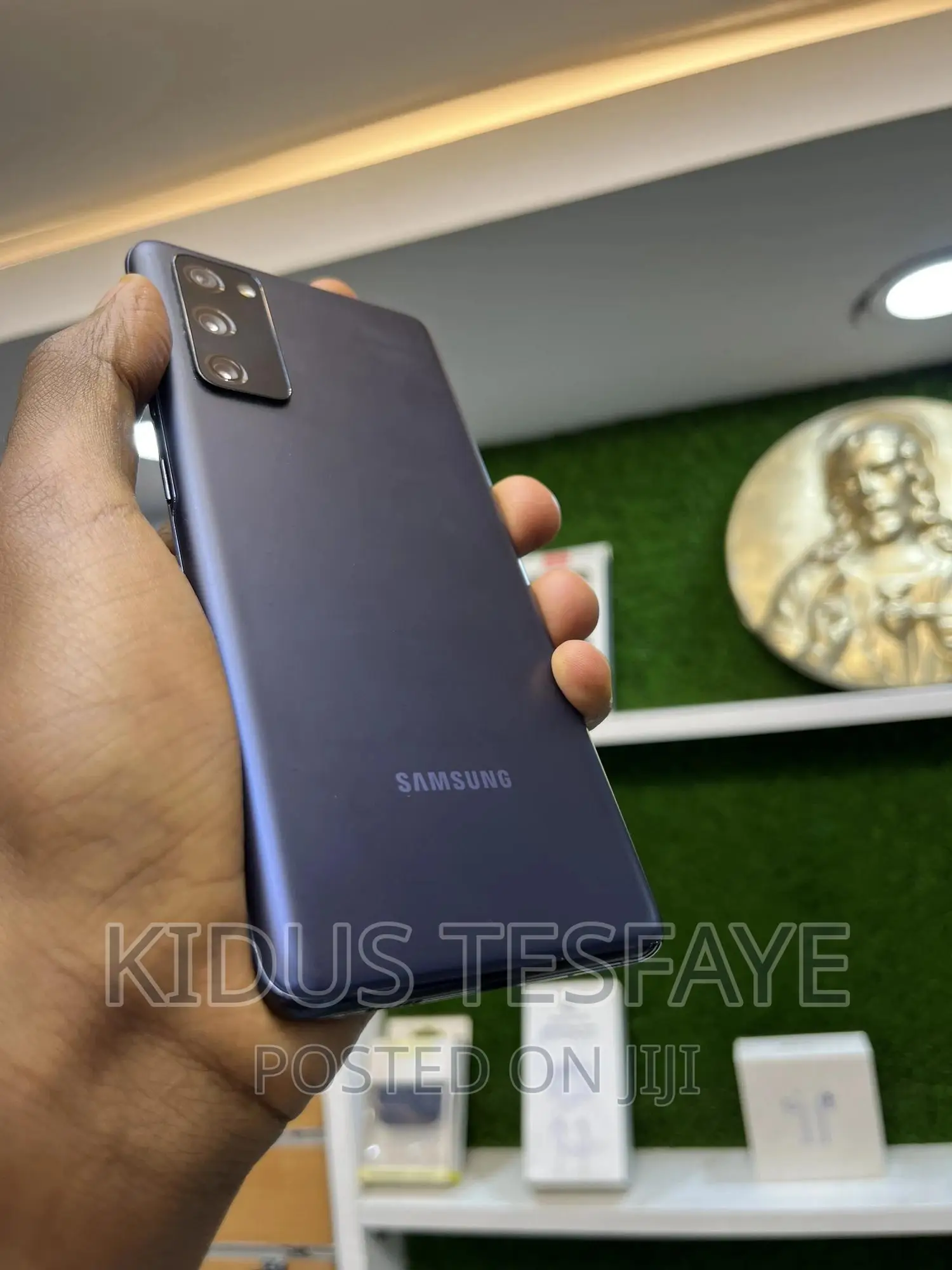 New Samsung Galaxy S20 FE 128 GB Blue