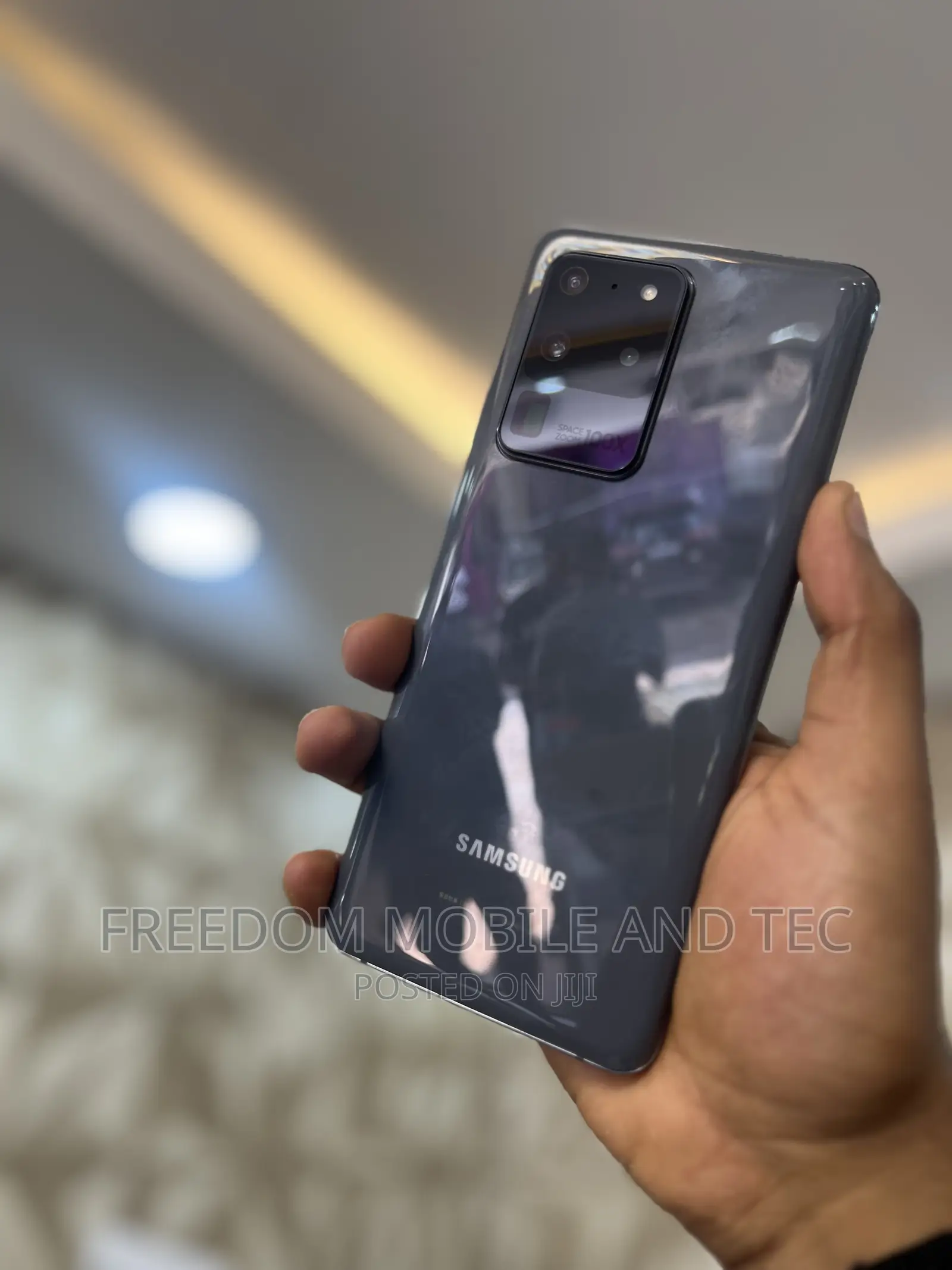 New Samsung Galaxy S20 Ultra 5G 256 GB Gray