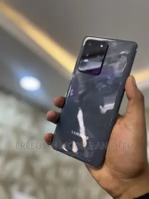 New Samsung Galaxy S20 Ultra 5G 256 GB Gray