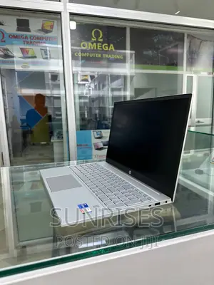 Photo - New Laptop HP Pavilion 15 16GB Intel Core I7 SSD 512GB