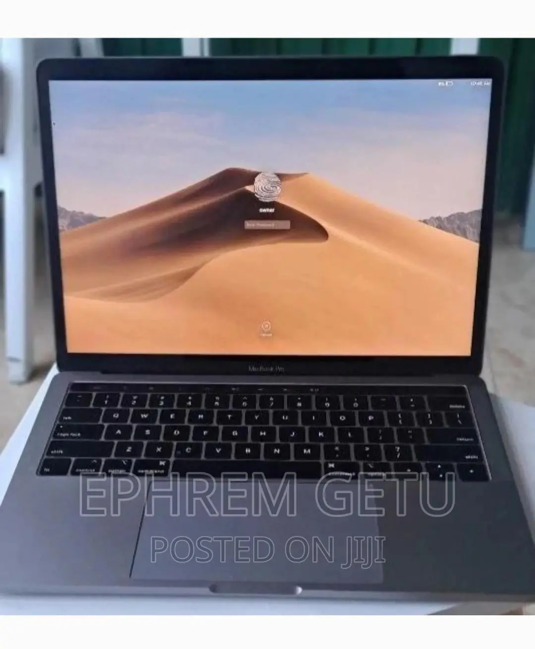 New Laptop Apple MacBook Pro 2019 8GB Intel Core i5 SSD 128GB