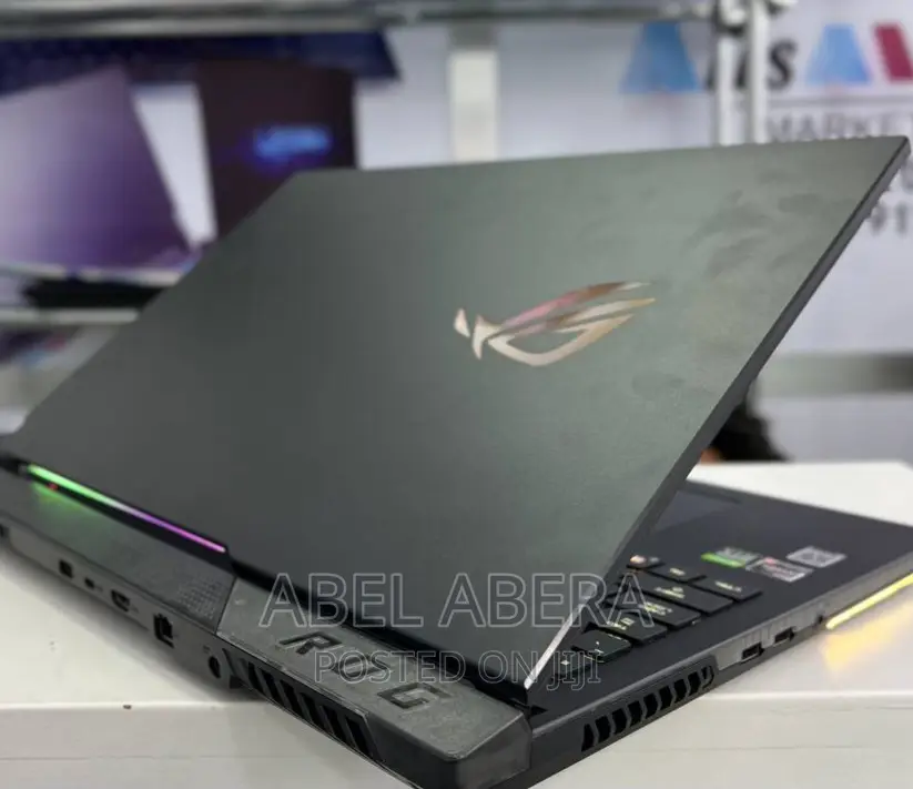 New Laptop Asus ROG Strix G17 32GB AMD Ryzen 9 SSD 1T