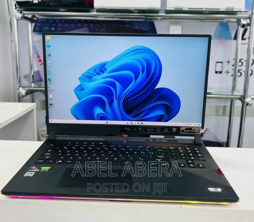 New Laptop Asus ROG Strix G17 32GB AMD Ryzen 9 SSD 1T