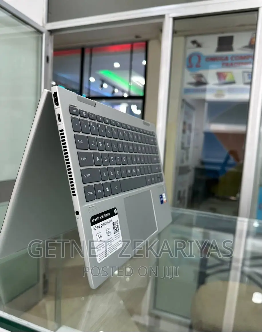 New Laptop HP Envy X360 16GB Intel Core I7 SSD 1T