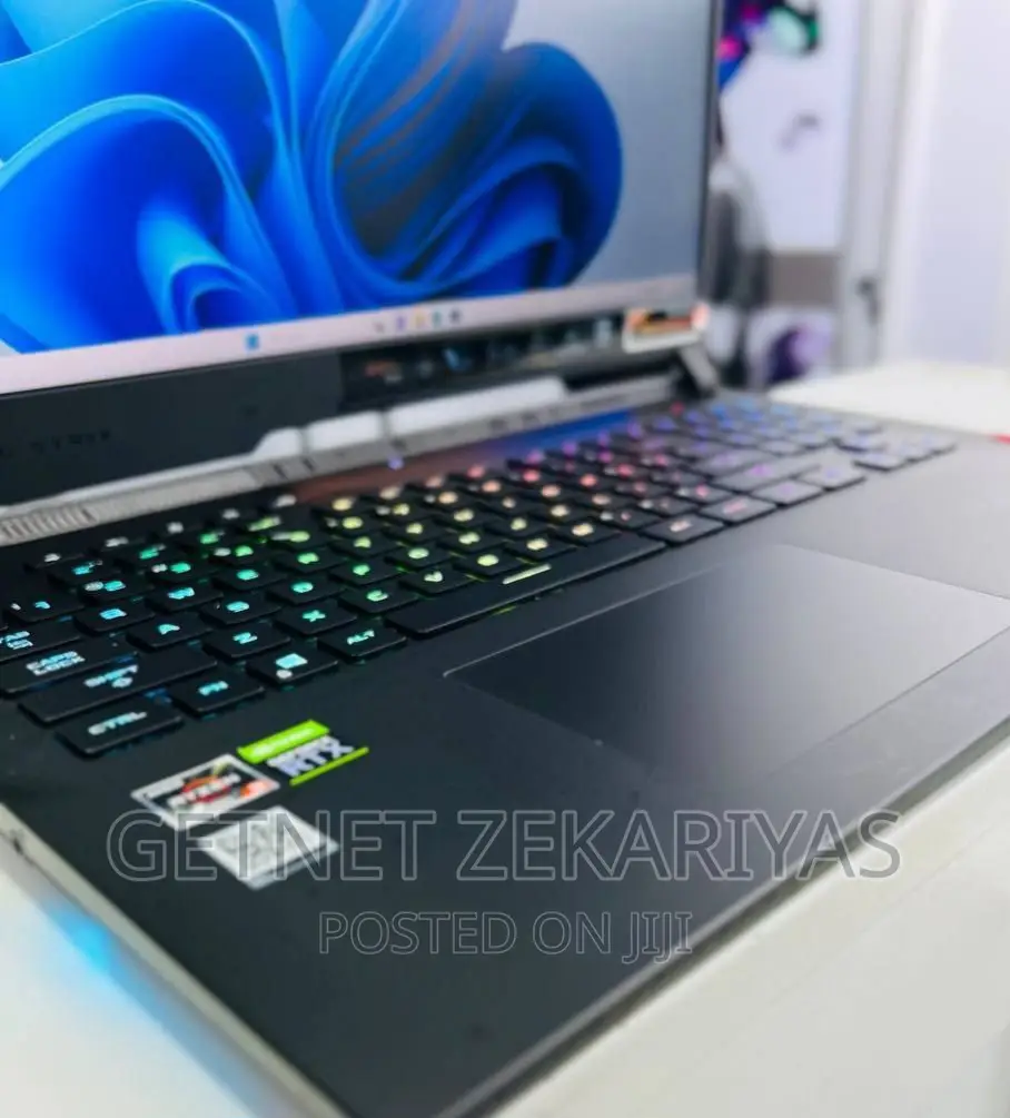 New Laptop Asus ROG Strix G15 32GB AMD Ryzen 9 SSD 1T