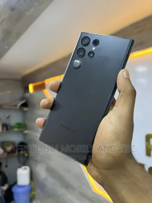 New Samsung Galaxy S22 Ultra 5G 256 GB Black