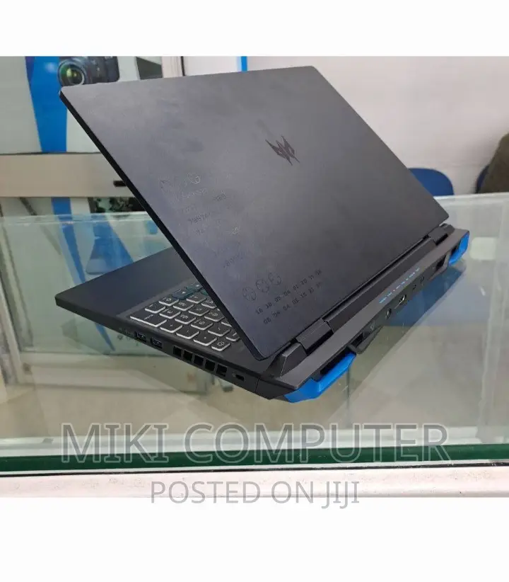 New Laptop Acer Predator Helios 300 16GB Intel Core I9 SSD 1T