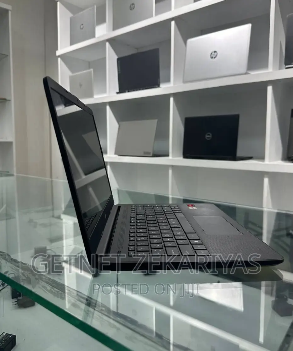 New Laptop HP Stream Notebook 8GB SSD 256GB