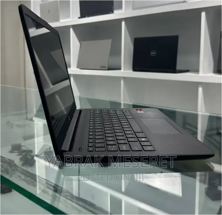 New Laptop HP Stream Notebook 8GB Intel SSD 256GB