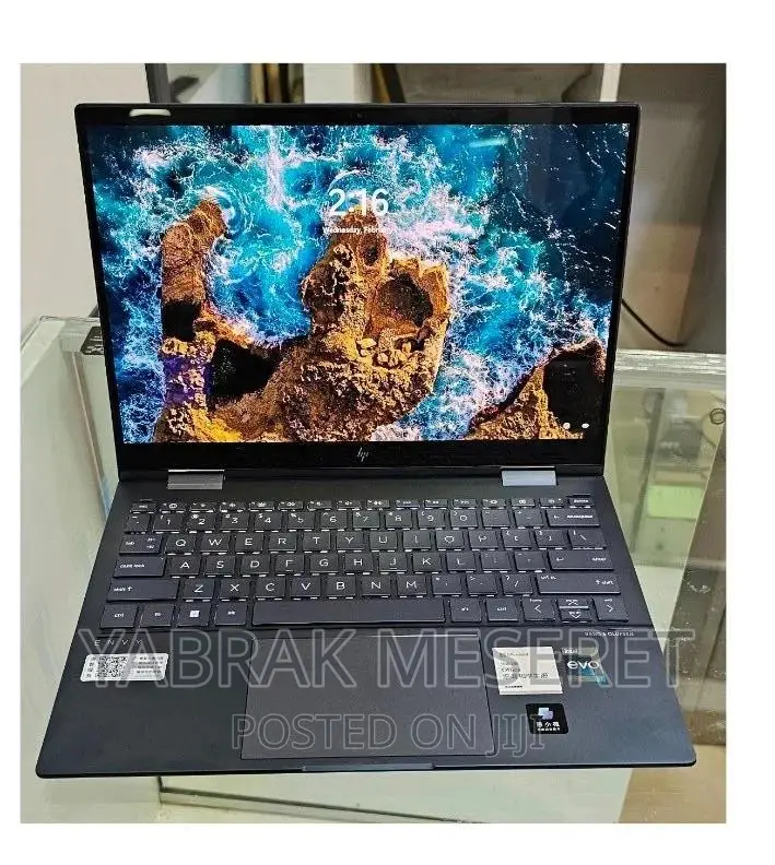 New Laptop HP Spectre 16GB Intel Core i7 SSD 1T