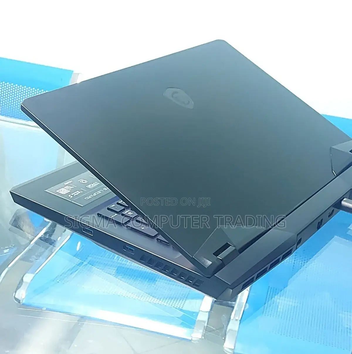 New Laptop MSI GP75 Leopard 16GB Intel Core I7 SSD 1T