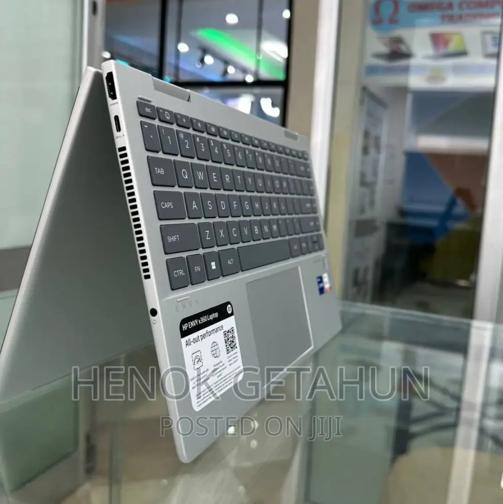 New Laptop HP Envy X360 16GB Intel Core I7 SSD 1T