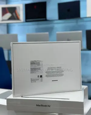 Photo - New Laptop Apple MacBook Air 2022 M2 8GB Apple M2 SSD 256GB