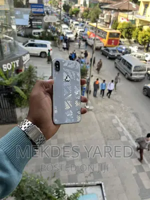 New Apple iPhone X 64 GB White