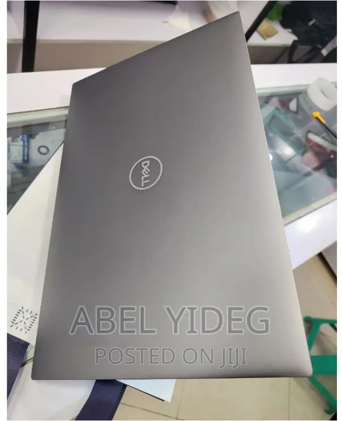 New Laptop Dell 32GB Intel Core I7 SSD 1T