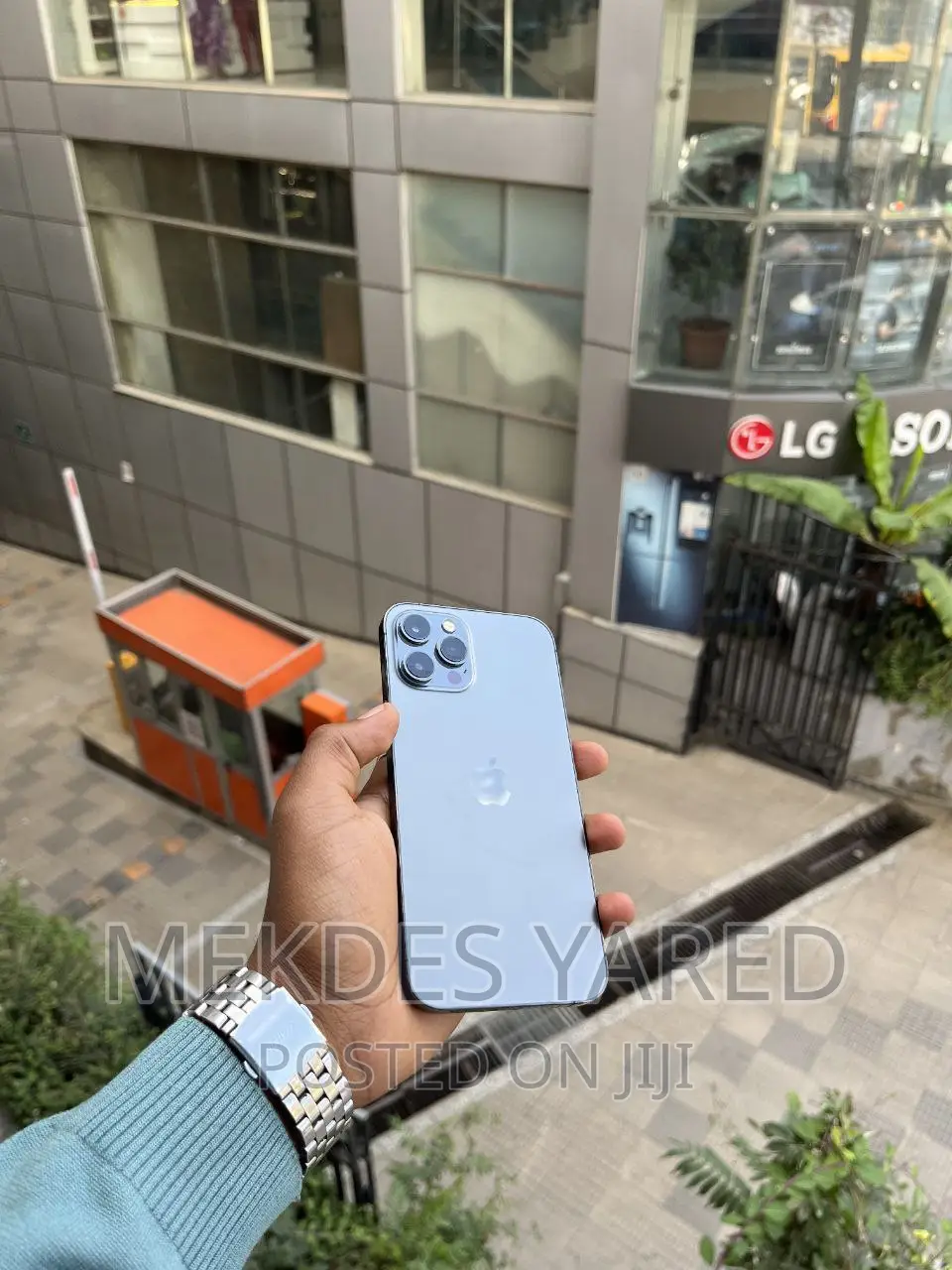 New Apple iPhone 12 Pro Max 256 GB Blue