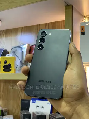 New Samsung Galaxy S23 128 GB Black