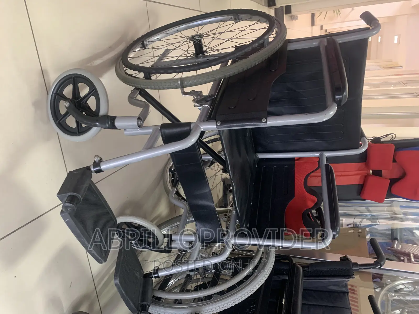 Slightly Used Wheelchair|Wheelchair|Folding Wheelchair