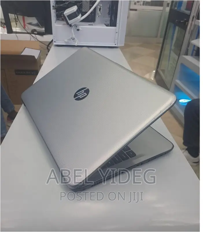 New Laptop HP Stream Notebook 8GB Intel Core I5 HDD 1T