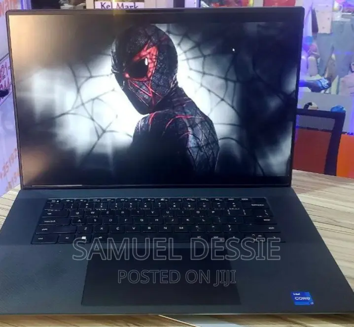 New Laptop Dell Inspiron 15 7577 32GB Intel Core I7 SSD 1T