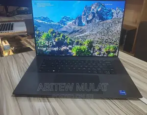 New Laptop Dell Precision 17 7720 32GB Intel Core I7 SSD 1T