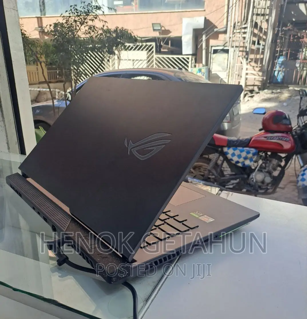 New Laptop Asus ROG Strix G15 32GB AMD Ryzen 9 SSD 1T