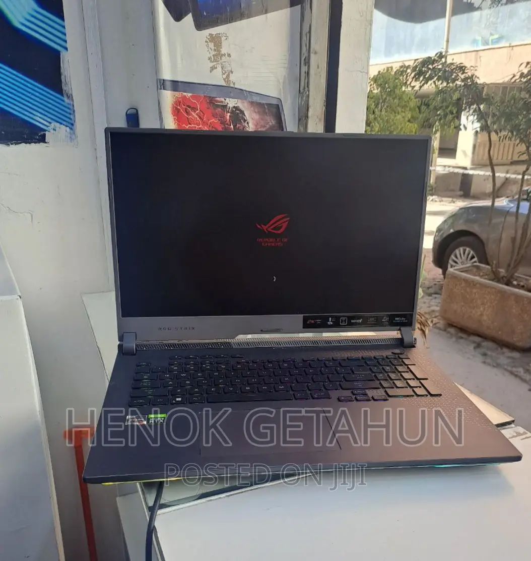 New Laptop Asus ROG Strix G15 32GB AMD Ryzen 9 SSD 1T