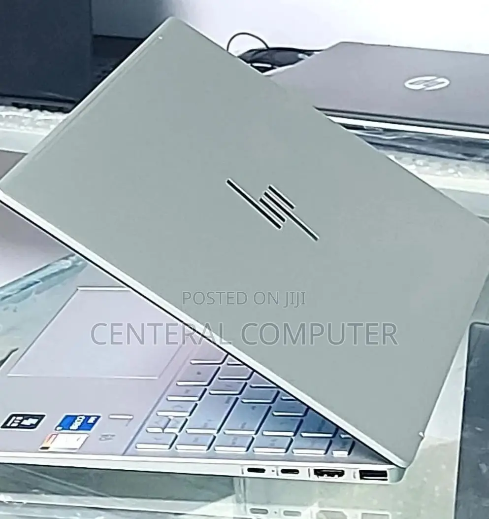 New Laptop HP Pavilion 13 X360 16GB Intel Core i5 SSD 512GB