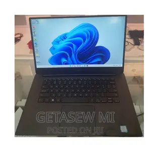 Photo - New Laptop Dell 16GB Intel Core I7 SSD 512GB