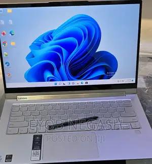 New Laptop Lenovo Yoga 700 16GB Intel Core I7 SSD 512GB