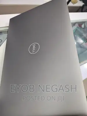 New Laptop Dell Precision 7710 32GB Intel Core I7 SSD 1T