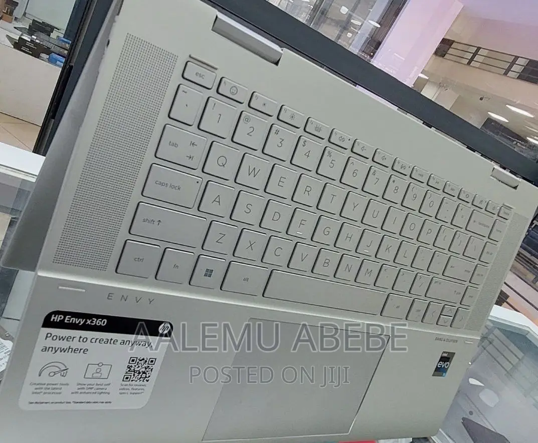 New Laptop HP Envy X360 16GB Intel Core I7 SSD 1T