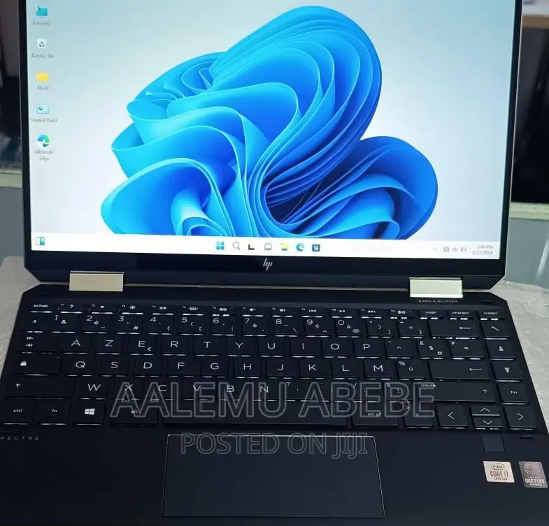 New Laptop HP Spectre X360 8GB Intel Core I7 SSD 512GB