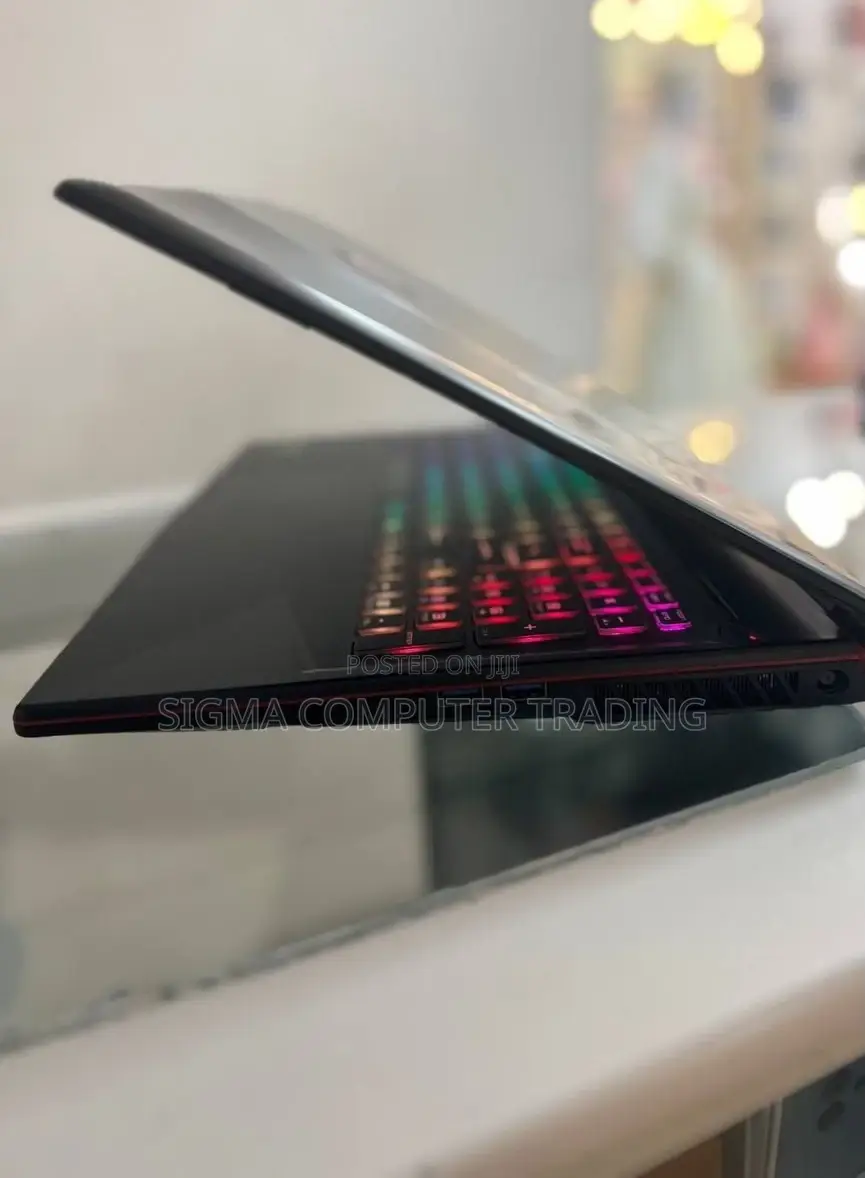 New Laptop MSI GF63 16GB Intel Core I7 SSD 512GB