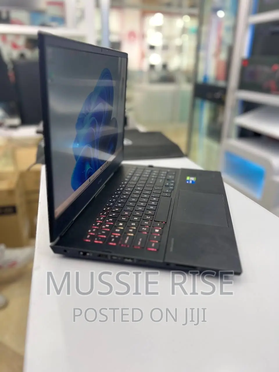 New Laptop HP Omen 16 16GB Intel Core I7 SSD 1T